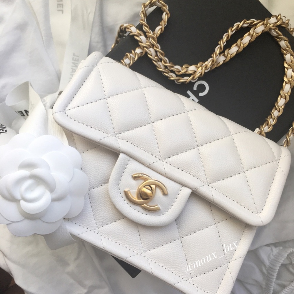 Chanel Caviar Classic Flap - Picture 15 of 17